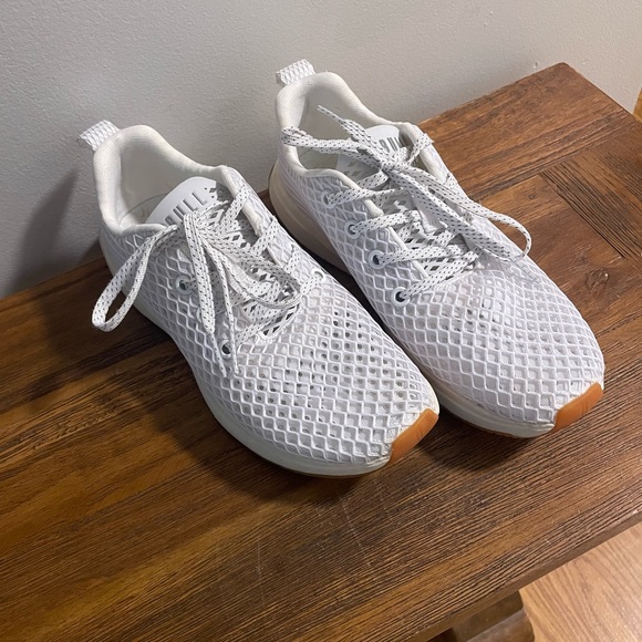 NOBULL Women’s Mesh Runner - Picture 7 of 10